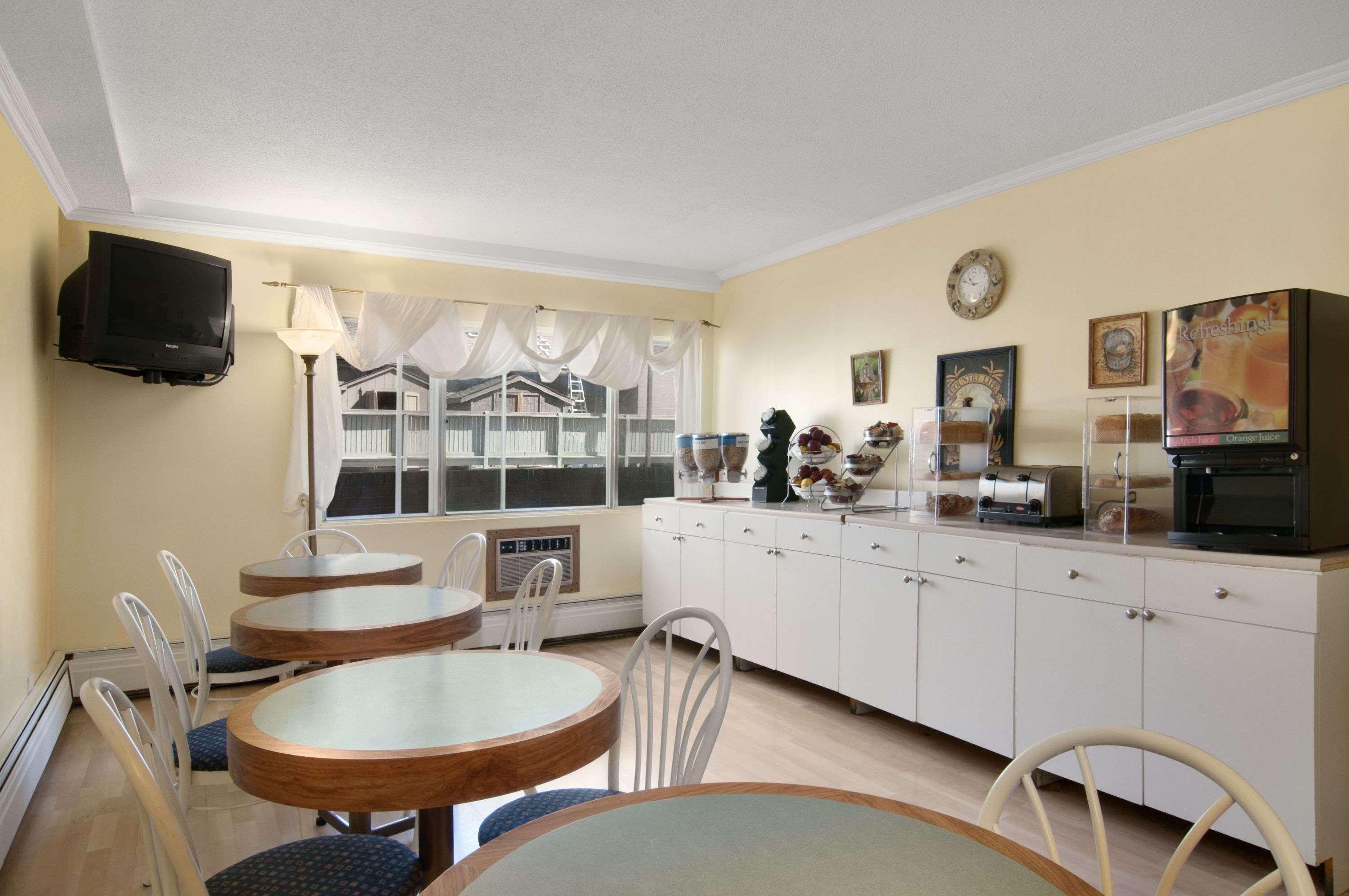 Hotel Travelodge By Wyndham South 2*